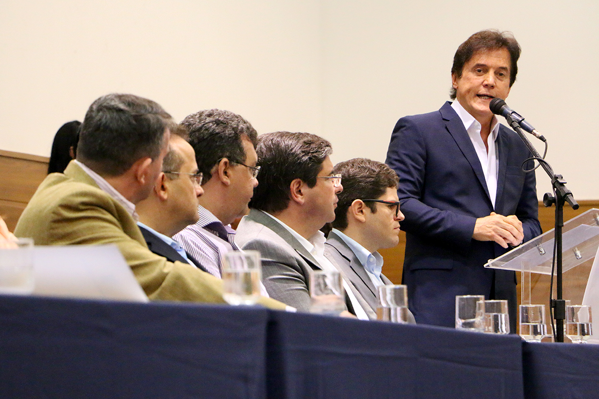Robinson destacou que programa priorizará as famílias de baixa renda e idosos