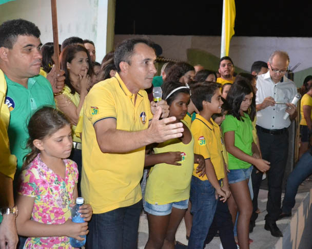 Toninho conclamou a todos para a construção de uma grande vitória (Foto: Erivan Silva)  