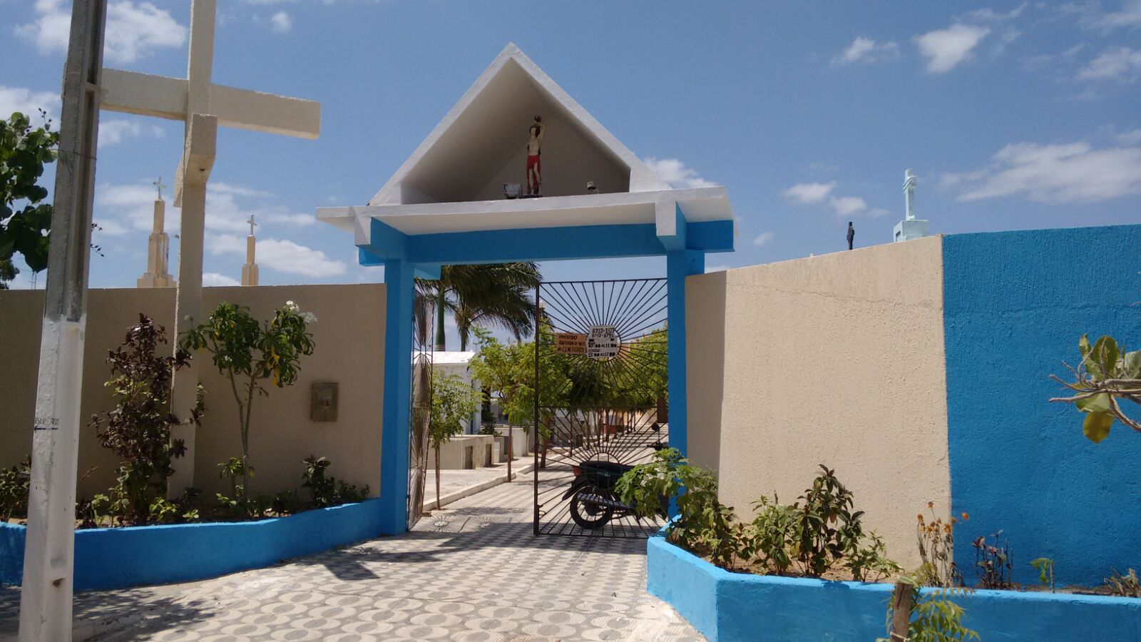 Campo santo da cidade terá missas em três horários (Foto: Divulgação/PMAB)