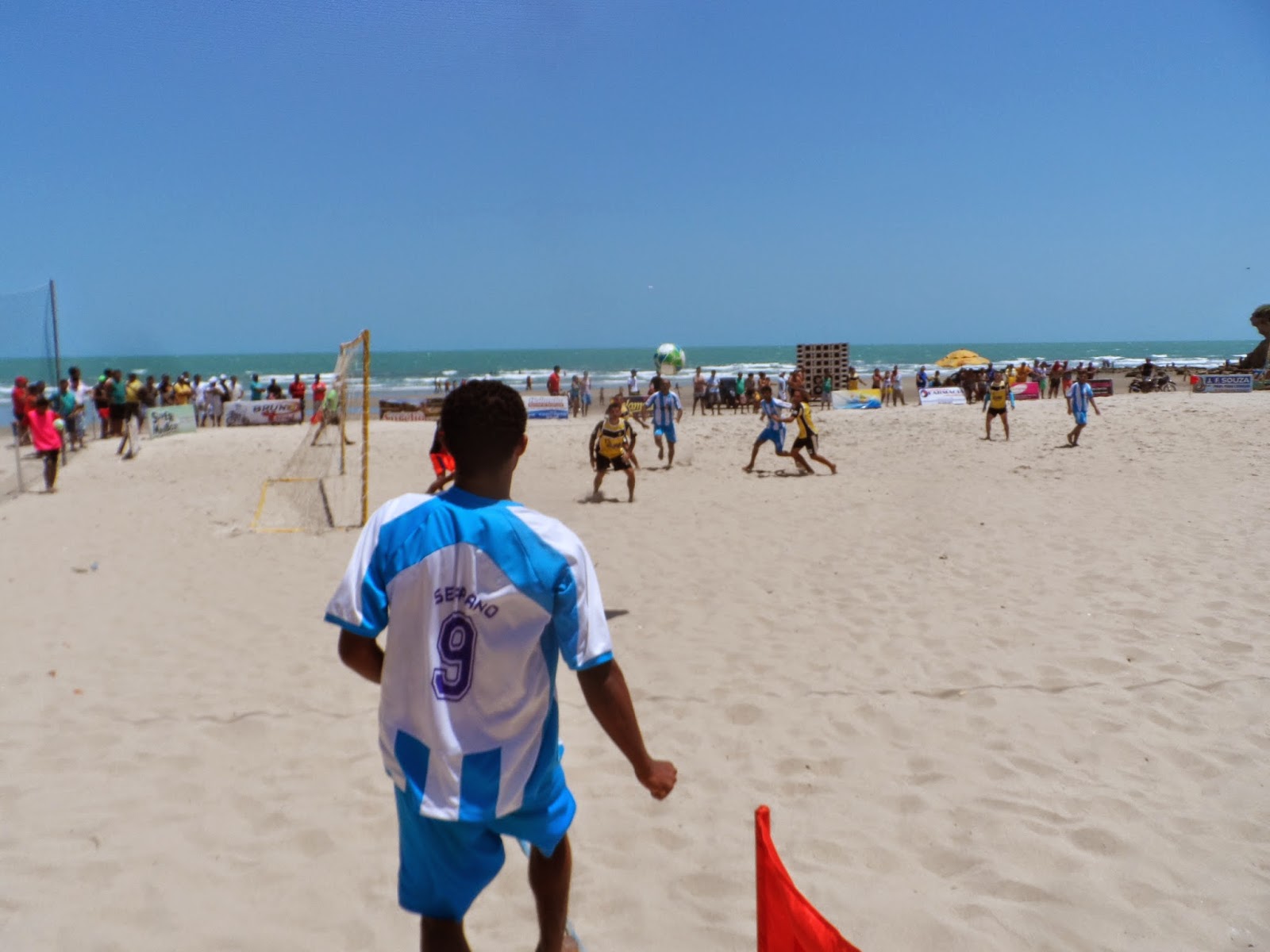 Resultado de imagem para fotos de beach soccer em Tibau