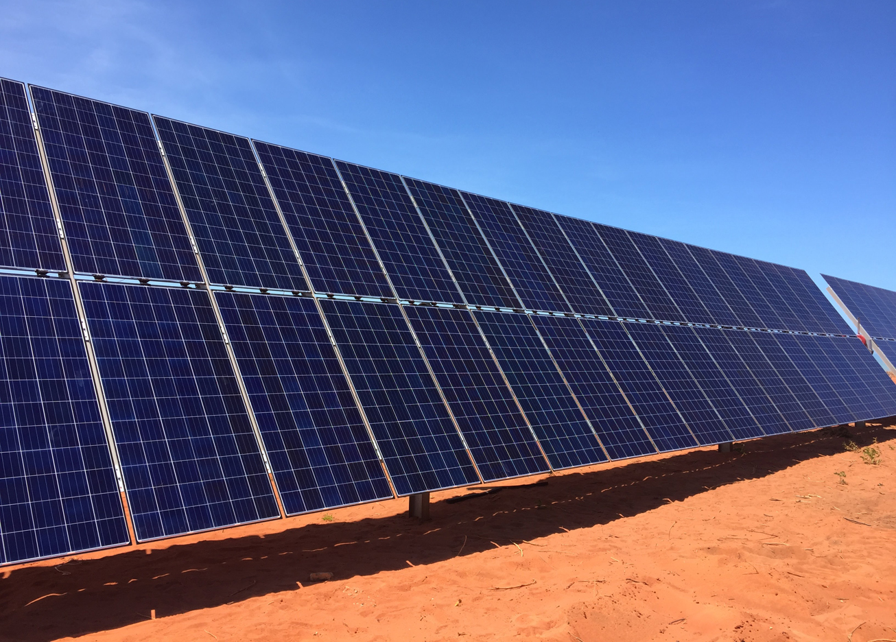 Complexo Fotovoltaico Floresta Instalado Em Areia Branca Est Em Plena