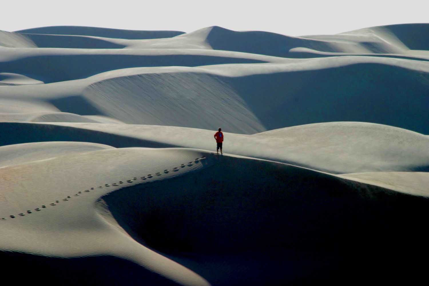 Cenário cinematográfico, dunas do Rosado lembram o deserto (Foto: Edvaldo Parreira)