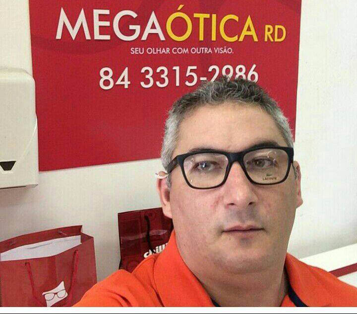 Ruberlânio Diniz é um experiente empresário do segmento ótico