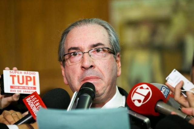 Eduardo Cunha se emocionou ao falar da família (Foto: Marcelo Camargo/Agência Brasil)