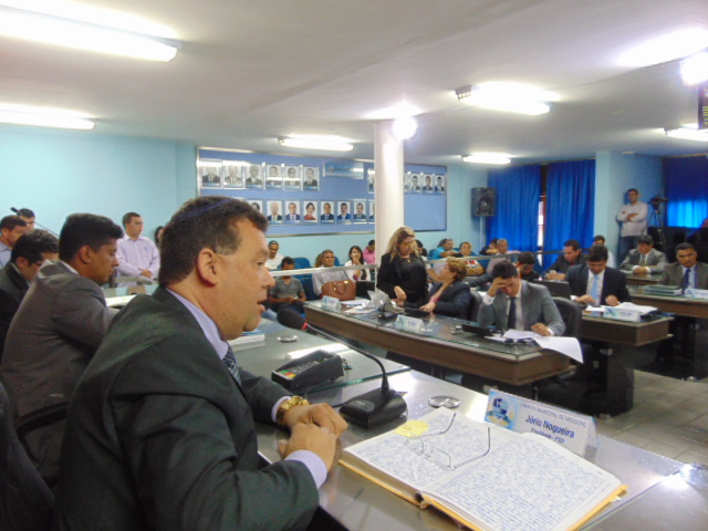 Vereadores de Mossoró também aprovaram reajuste superior a 30% (Foto: Reprodução)