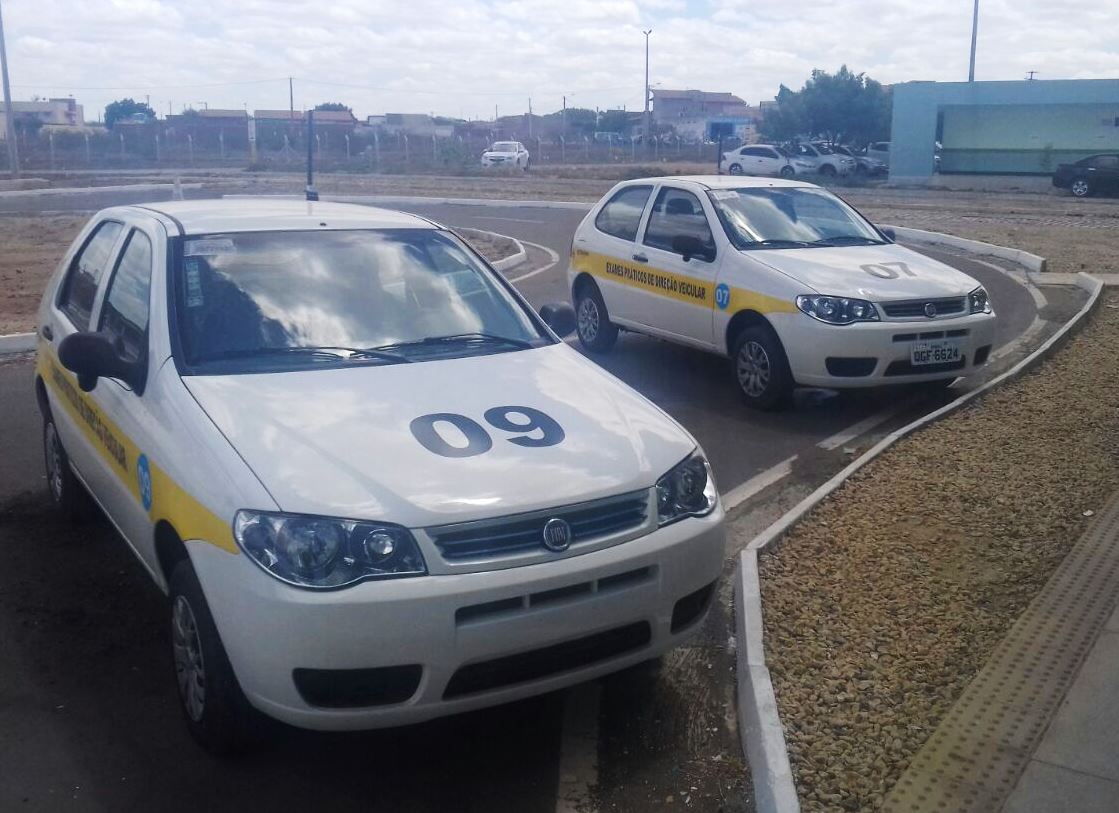 Veículos são adaptados com equipamentos que monitoram percurso e as ações no momento do exame (Foto: Divulgação/Detran-RN)
