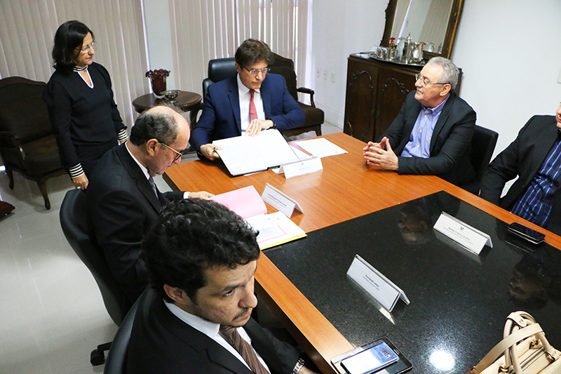 Robinson disse que a escolha obedeceu aos critérios técnicos