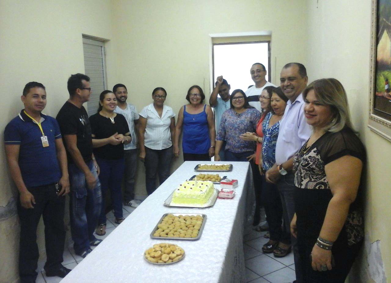 Colegas do Gabinete e de outros setores na homenagem a Ribeiro