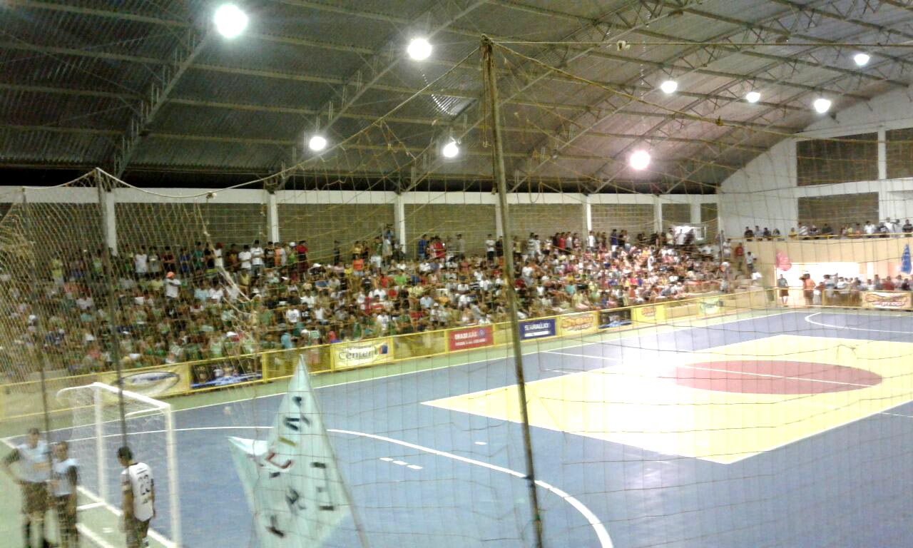 Torcida do Feiinz´z compareceu em grande número 