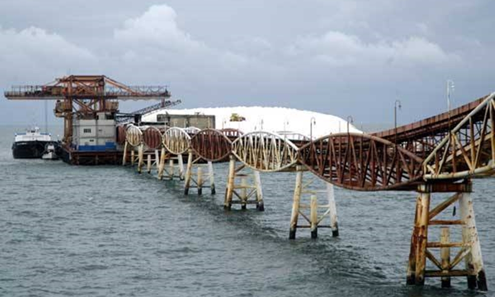 Pelo Porto-Ilha passa 95% do sal produzido no país  (Foto: Reprodução)