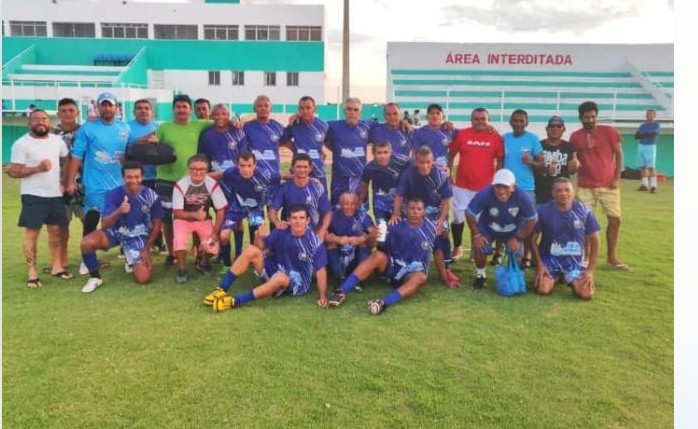 Os cinquentões areia-branquenses vêm fazendo bonito na competição (Foto: Cedida)