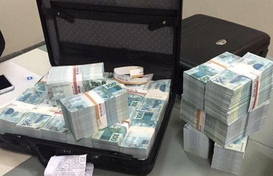 pcites de notas de 100 reais