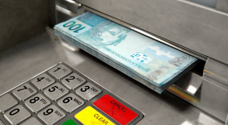 dinheiro pagamento hoje