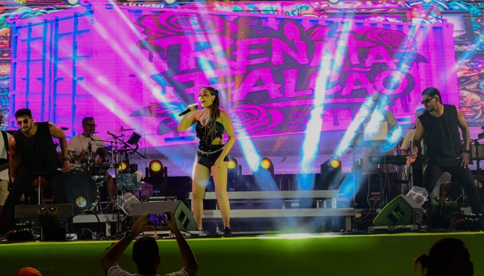 8f4d2219-2aa8-4f14-8abf-76fa5fea54ef-1200x800