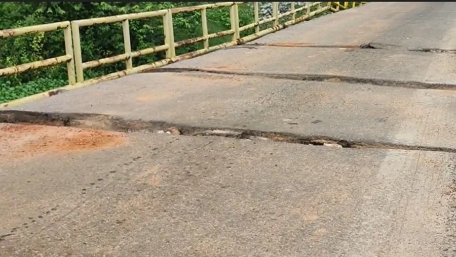 ponte balança mais não cai